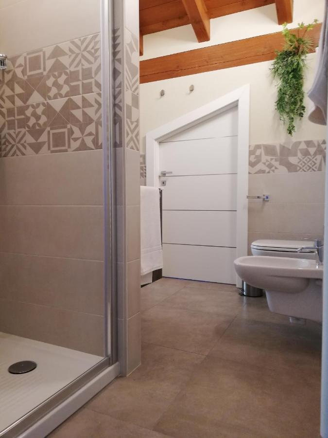 A&G Apartment Aosta - Elegante Casa 100 Mq Su Due Piani Con Wi-Fi-Giardino-Parcheggio Exteriör bild